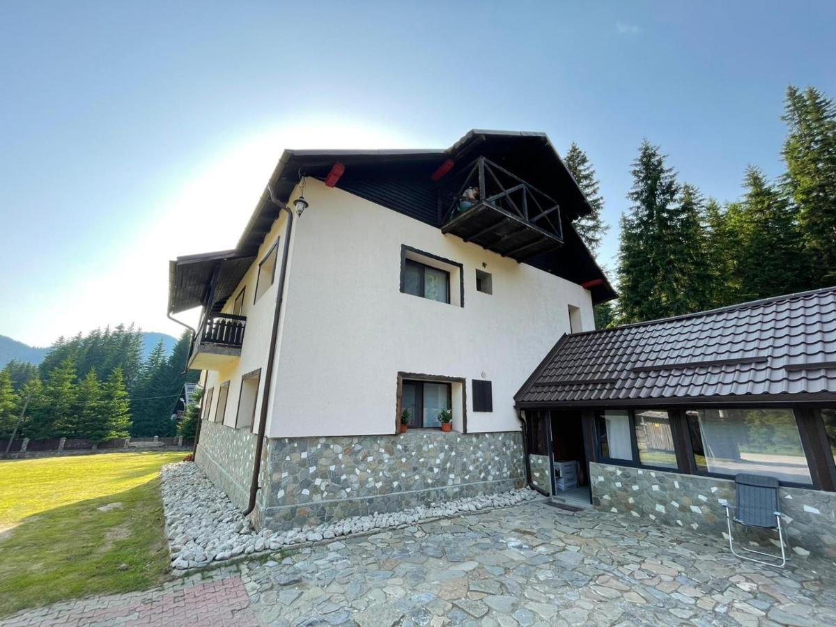 Mounthoff Retreat Villa Moroeni Kültér fotó