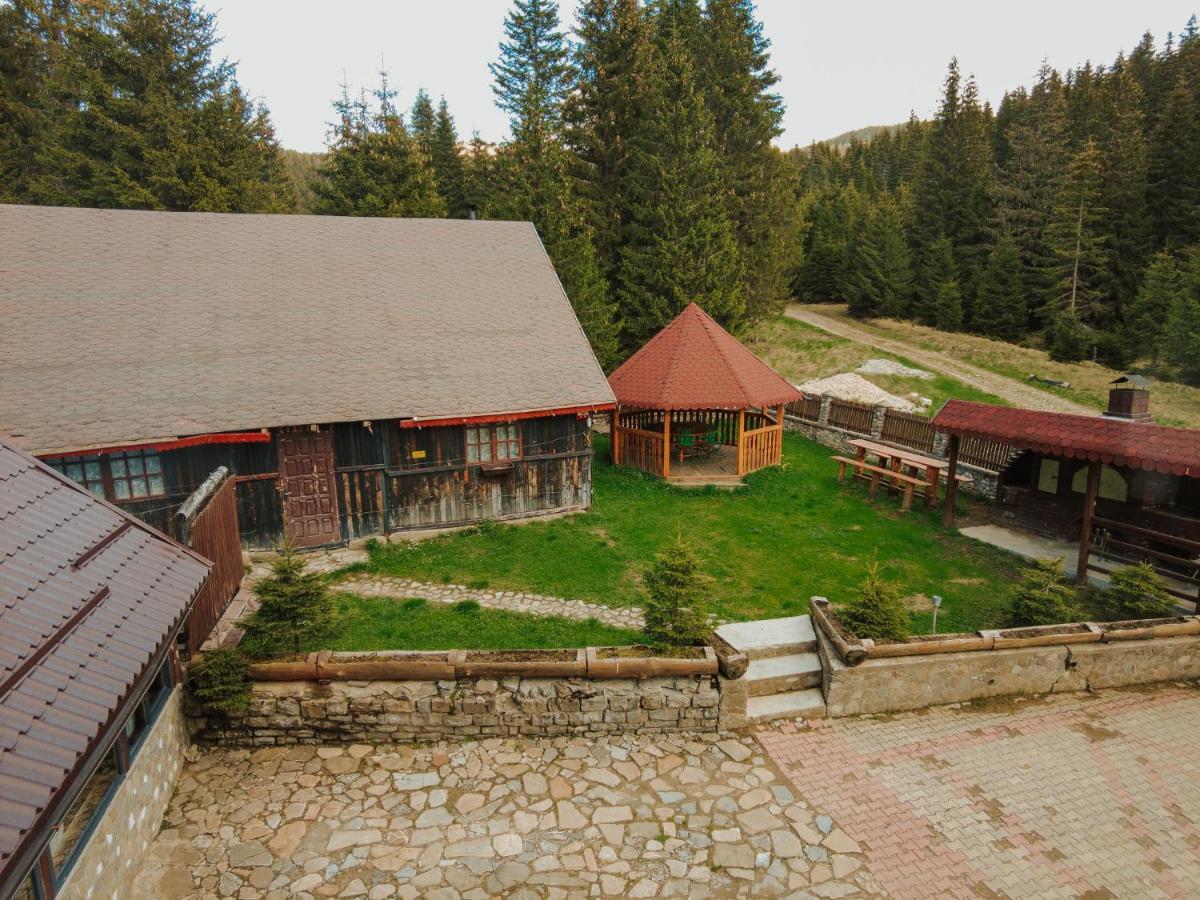 Mounthoff Retreat Villa Moroeni Kültér fotó